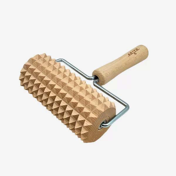 Антицелулитен дървен ролер с дръжка